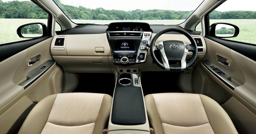  Toyota Prius a 2014 года  (фото 7 из 7)